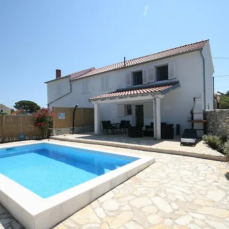 House Sakarun With Swimming Pool Prázdninový dům Veli Rat