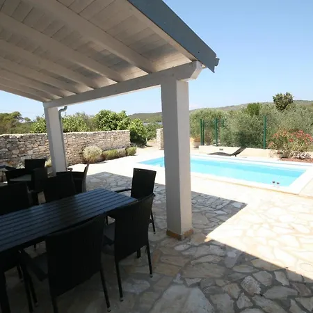 Feriehus House Sakarun With Swimming Pool *