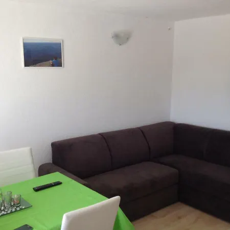 펜션 House Sakarun With Swimming Pool *
