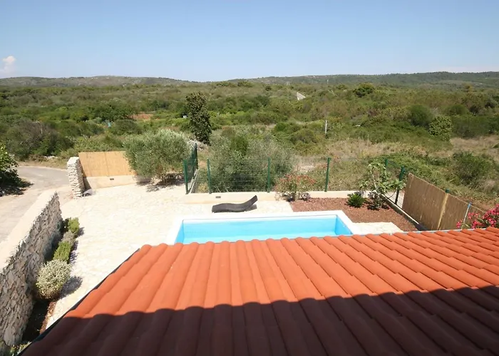 House Sakarun With Swimming Pool *