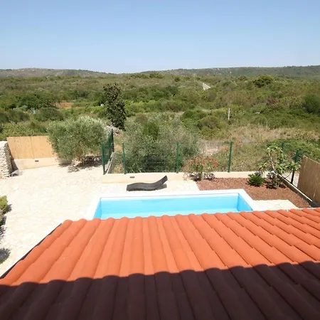 House Sakarun With Swimming Pool *