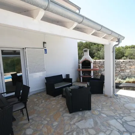 بيت للعطل House Sakarun With Swimming Pool